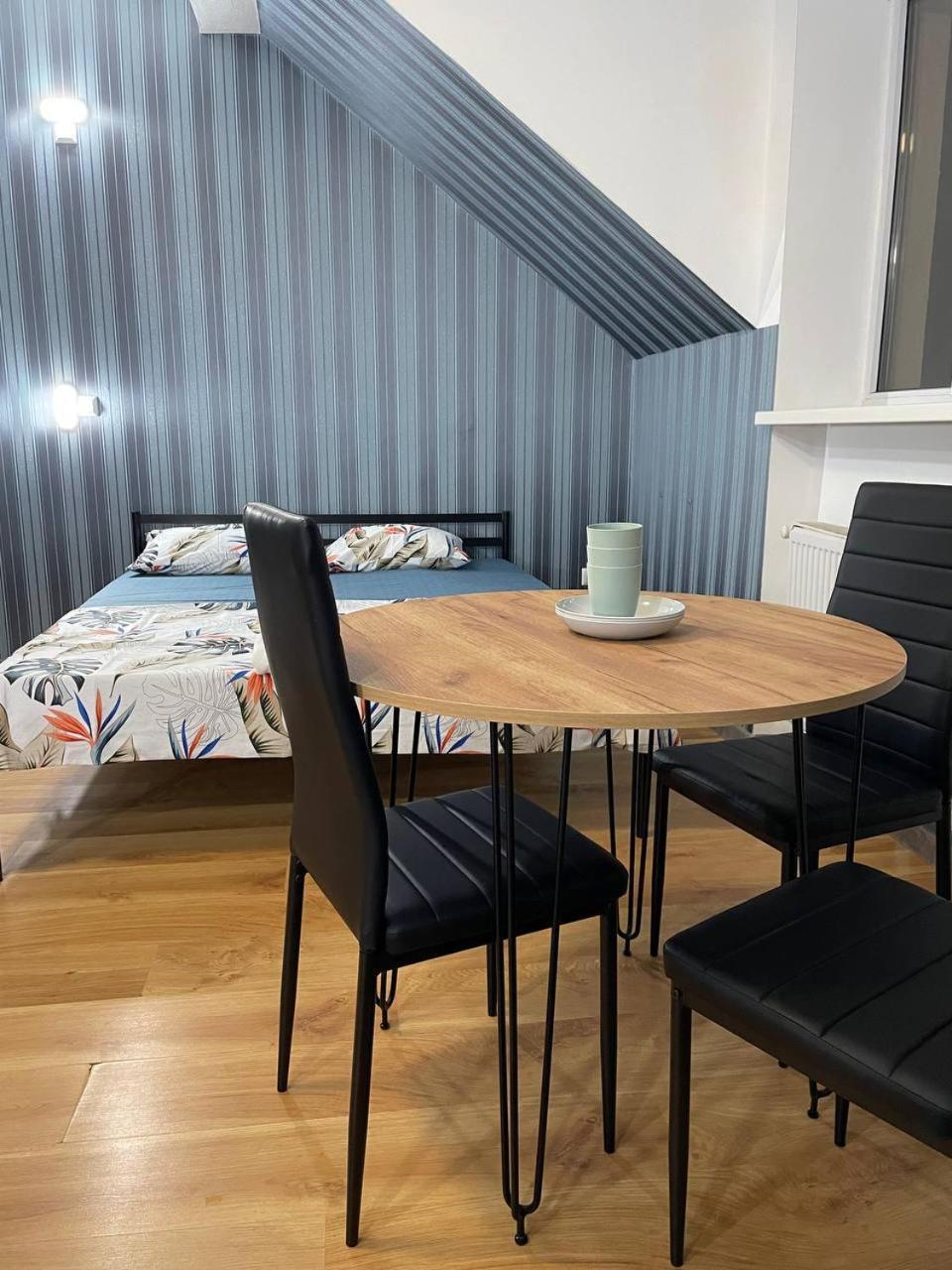 Vip Hostel Mukacheve Luaran gambar
